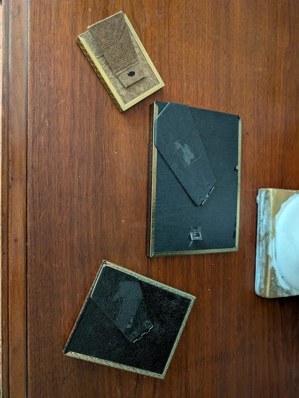 Vintage, set of 3, Gold Metal Detailed/Ornate Photo frames w/ VTG moody Prints